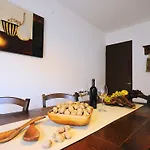 Gea - Three Bedroom With Swimming Pool * Barban
