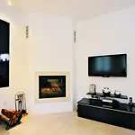 Gea - Three Bedroom With Swimming Pool *